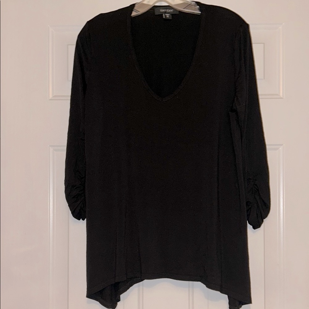Karen Kane V-Neck Top M Black Ruched Sleeve Classic Lagenlook Made in USA